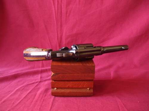 DEACTIVATED!!! Smith & Wesson .38 CTG. Beautiful Collectors Revolver. Crazy R1 Start!!!