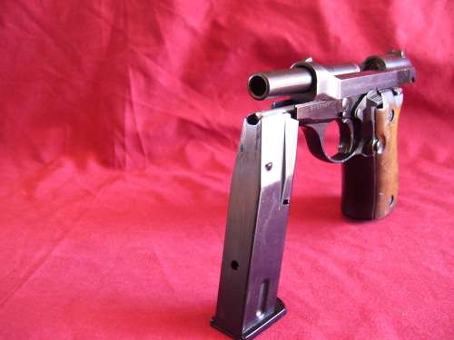 DEACTIVATED!!! Beautiful Pietro Beretta Mod84 9mm Short Pistol. Exellent Collectors Piece.