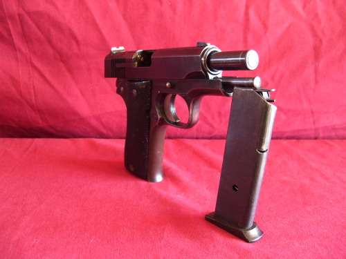 DEACTIVATED!!! Star 9mm P. Beautiful Collectors Pistol. Crazy R1 Start!!!