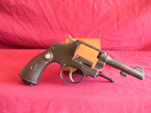 DEACTIVATED!!! Smith & Wesson .38 CTG. Beautiful Collectors Revolver. Crazy R1 Start!!!
