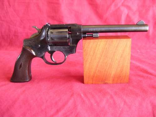 DEACTIVATED !!! HS .22LR ' SENTINEL Revolver .Beautiful And Unique Collectors Item. Crazy R1 Start!!