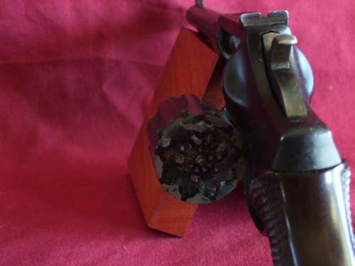 DEACTIVATED !!! HS .22LR ' SENTINEL Revolver .Beautiful And Unique Collectors Item. Crazy R1 Start!!