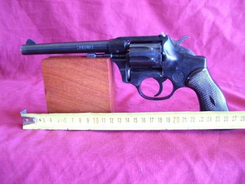 DEACTIVATED !!! HS .22LR ' SENTINEL Revolver .Beautiful And Unique Collectors Item. Crazy R1 Start!!