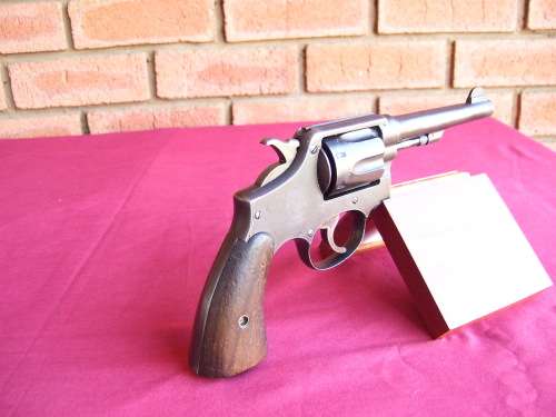 DEACTIVATED!!! Smit & Wesson cal .38. Beautiful Colectors piece. NO LICENSE REQUIRED! CRAZY R1 START