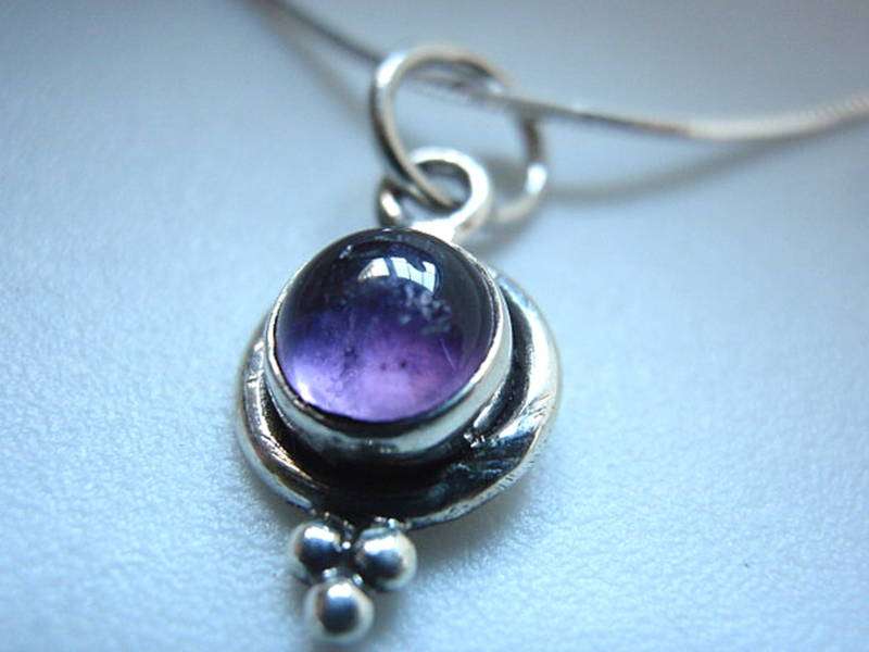 STUNNING GENUINE AMETHYST ECLIPSE .925 SILVER PENDANT!!