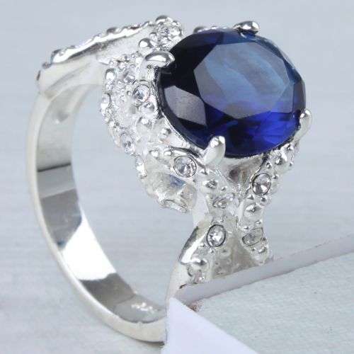 Stunning Sapphire Gemstone Ring in Silver!!!!