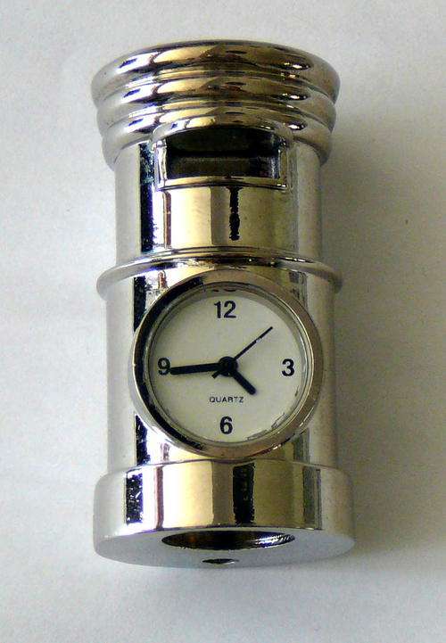 BEAUTIFUL MINIATURE CLOCK "POSTBOX"
