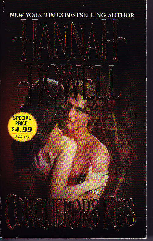 CONQUEROR'S KISS, by Hannah Howell paperback