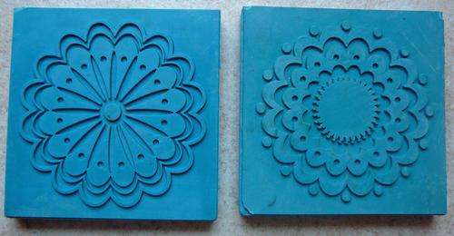 2 MEDALLION RUBBER STAMPS ON A FOAM MOUNT