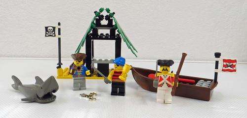 LEGO - PIRATES 1 - 6258 SMUGGLER'S SHANTY