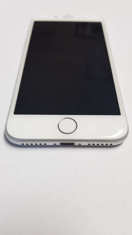 iPhone 8
