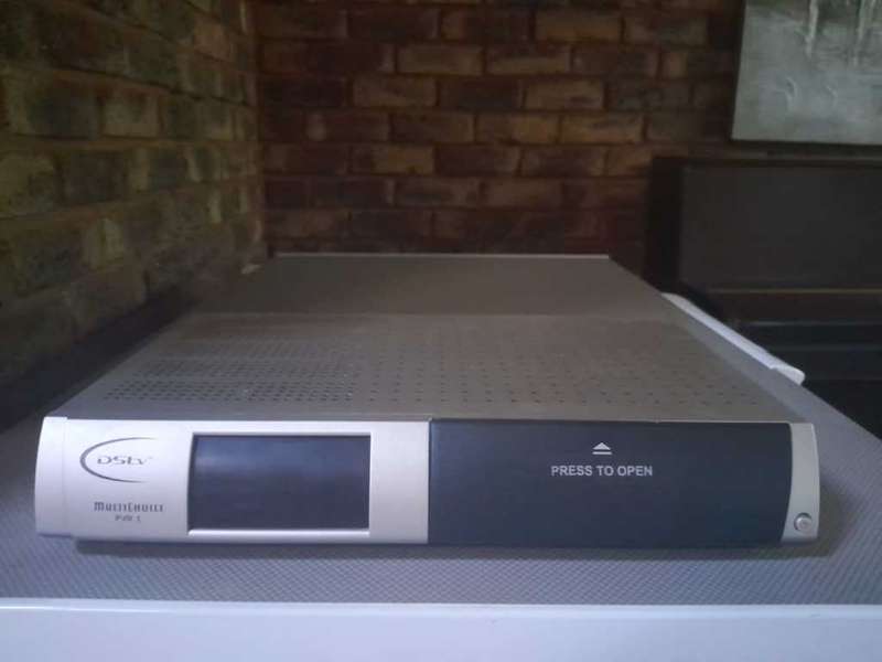 DSTV PVR 1 - DVR3000 (Personal Video Recording decoder) - Offers Welcome