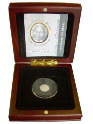 Nelson mandela commemorative medal 1/10oz platinum 1806/2000