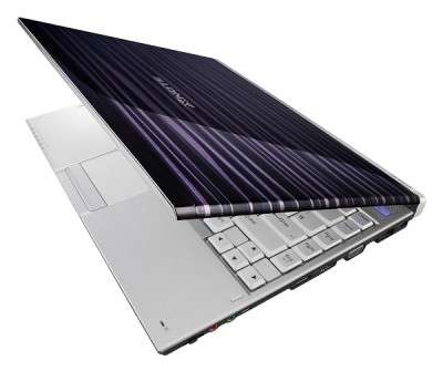 UNBEATABLE OFFER!! LG E500! HIGH SPEC CORE 2 WITH WEBCAM! KILLER DEAL!!!