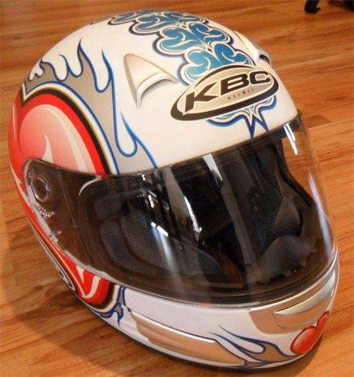 *LOOKS LIKE NEW* KBC TK-8 HEART MOTORCYCLE HELMET - 1 ONLY!