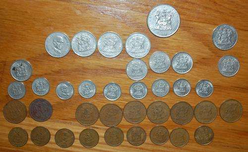 !!! Lot of 1980's Coins !!!