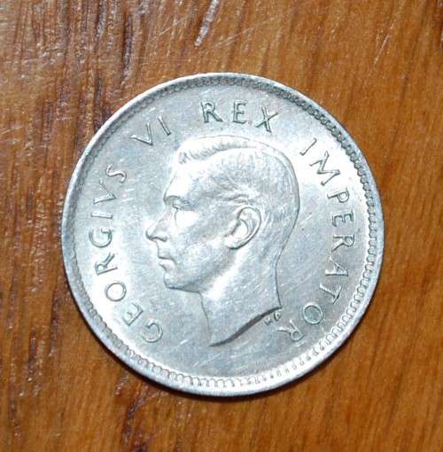 ` Three Pence 1939 `