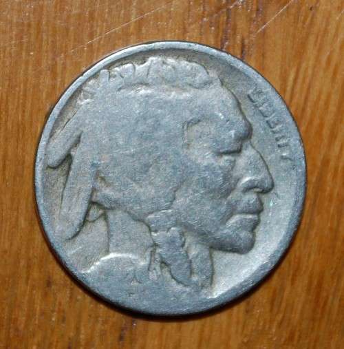 ` American 5 Cent Buffalo Nickel - 1920 `