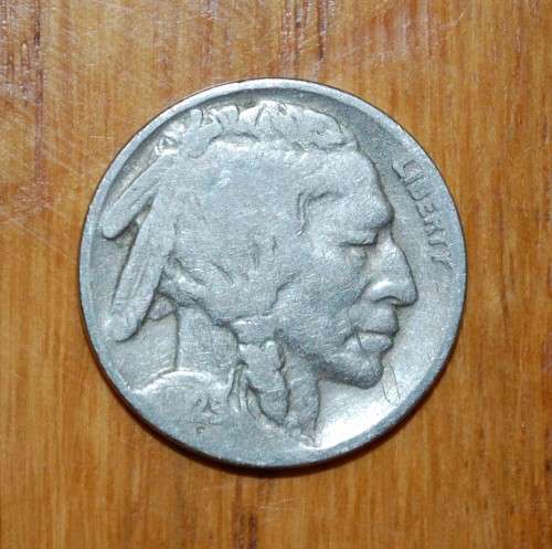` American 5 Cent Buffalo Nickel - 1929 `