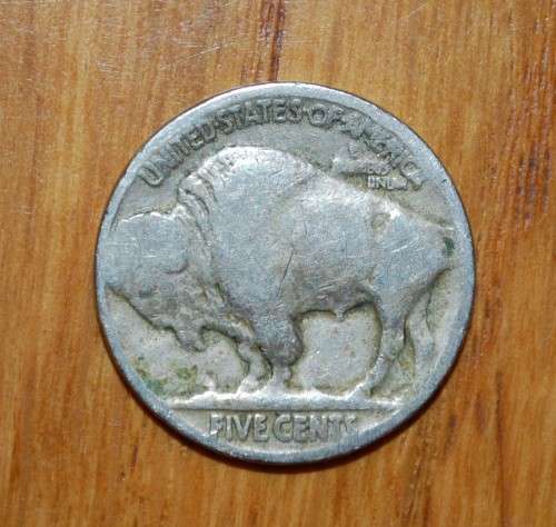 ` American 5 Cent Buffalo Nickel - 1920 `