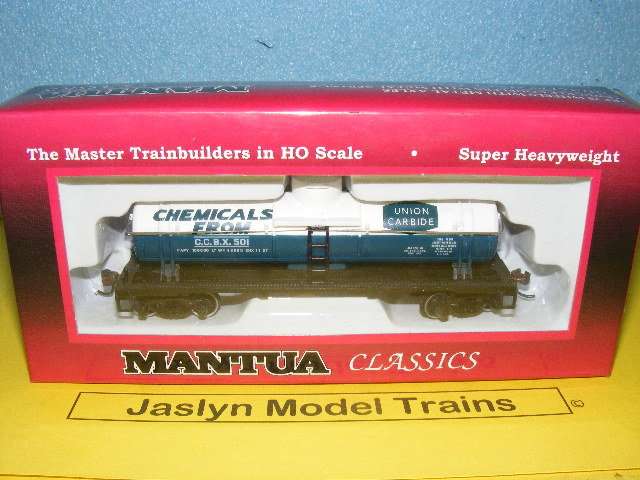 Mantua HO Single Dome  Tanker (Boxed)