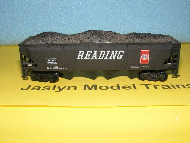 Bachmann HO "Reading" Ore Hopper (Boxed)