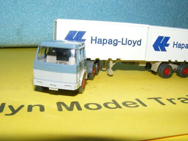 Wiking HO Truck and Trailer