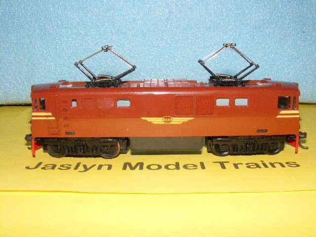 Life Like HO SAR/ SAS 6E Electric Loco (Boxed)