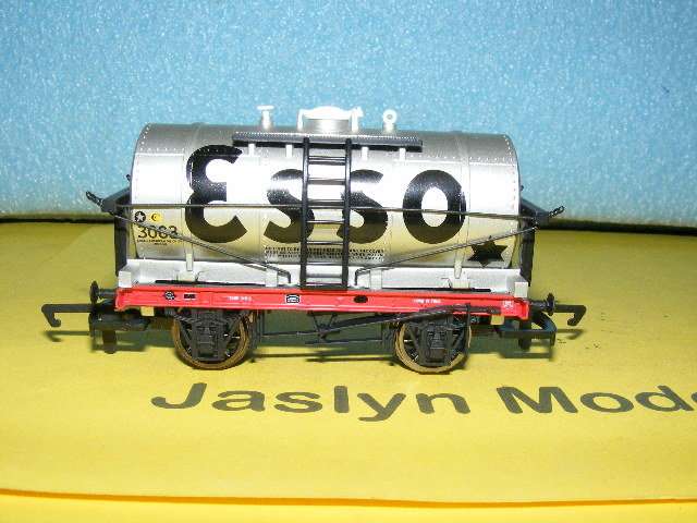 Hornby OO Tanker Wagon (Boxed)