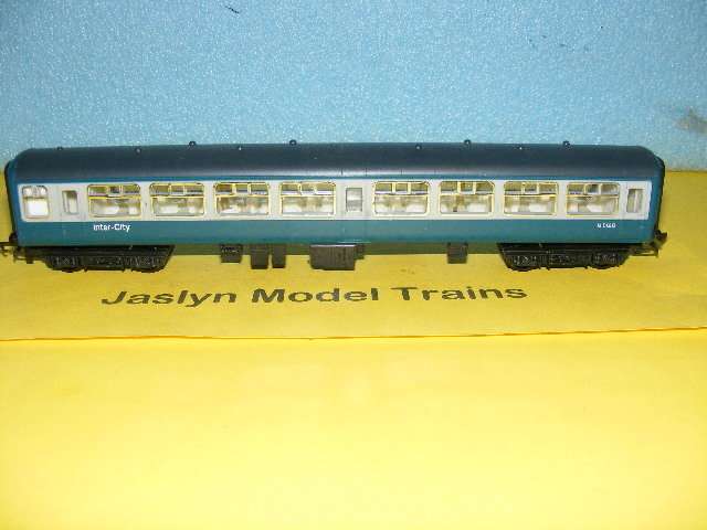 Tri-ang OO Intercity Passenger Coach.