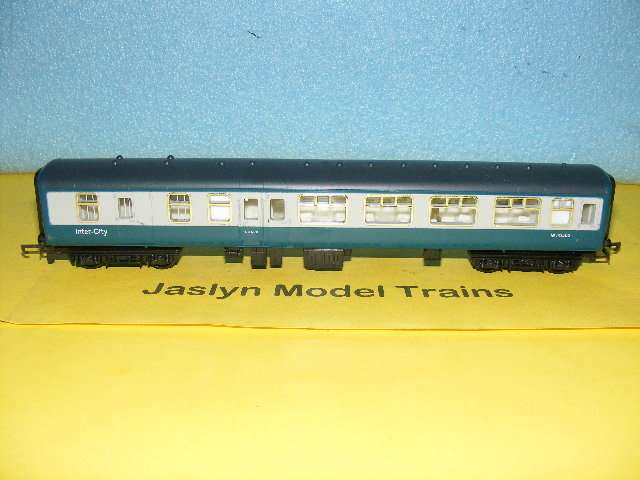 Tri-ang OO Intercity Guard Coach.
