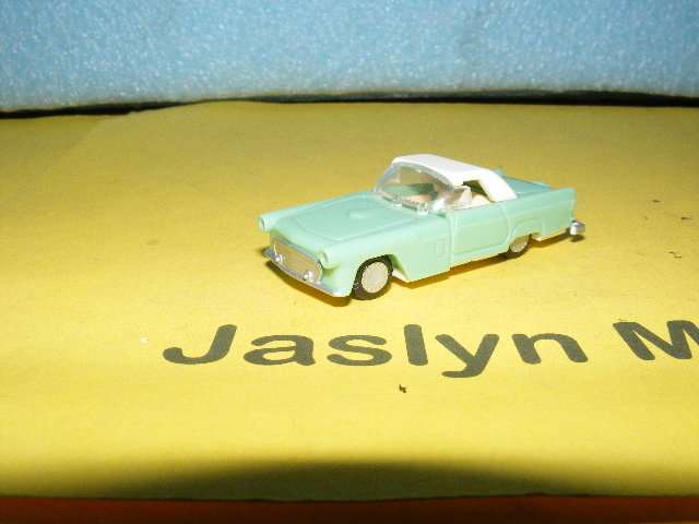 HO Vintage Car.