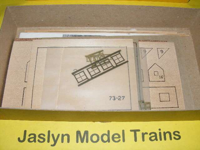 N-Gauge General Store - Wood