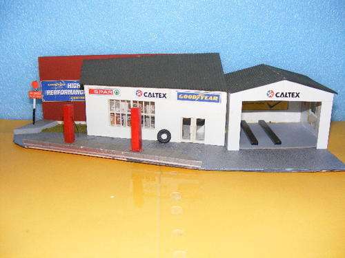 HO Service Station