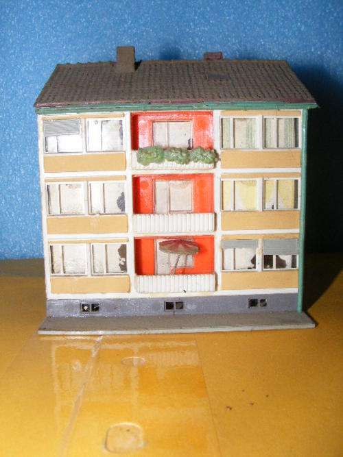 HO Block of Flats
