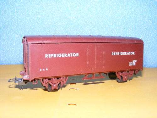 Lima HO SAR/SAS Refrigerator Wagon