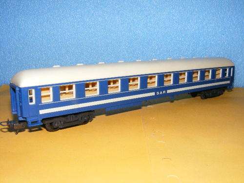 Lima HO SAR/SAS Blue Train Coach.