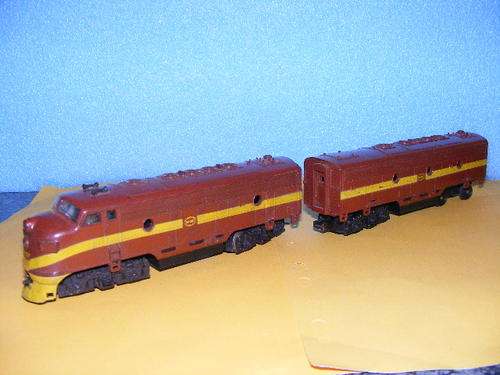Life Like HO SAR/SAS Class 34 Diesel Set.