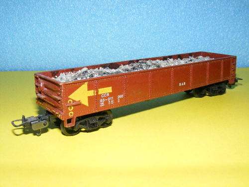 Life Like HO SAR/ SAS Open wagon with load.
