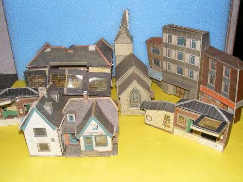 HO Job Lot Scrap Buildings.