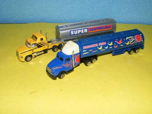 HO Trucks X 2