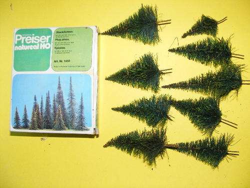 Preiser HO Trees X 9