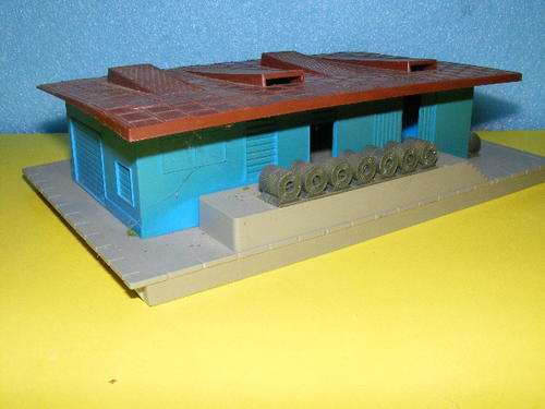 Lima HO Goods Shed.