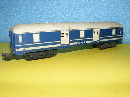 Lima HO SAR/SAS Junior Blue Train Baggage Car