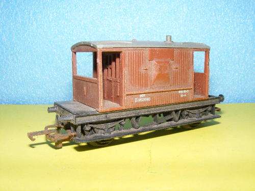 Tri-ang OO Caboose