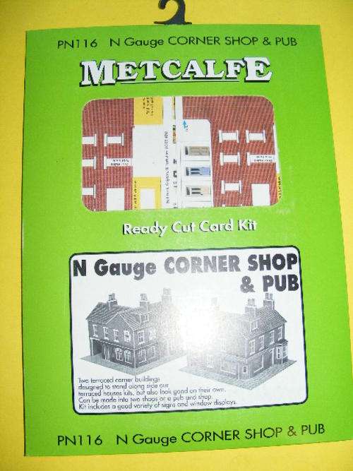 N Gauge Metcalfe Corner Shop and Pub - Kit