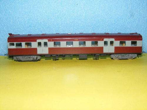 Lima HO SAR/SAS Suburban Passenger Coach.