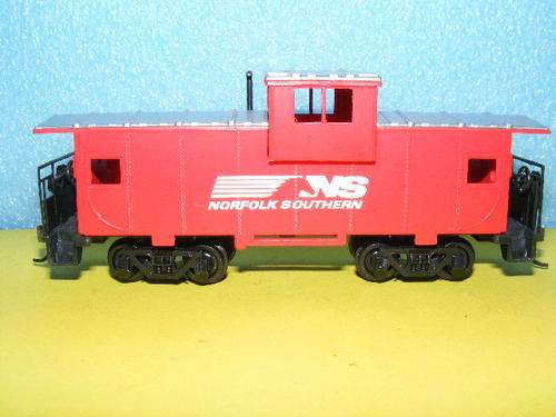 Bachmann HO Caboose