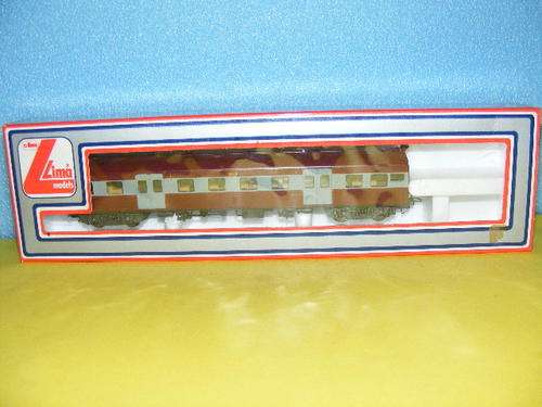 Lima HO SAR/SAS Suburban Passenger Coach (Boxed)