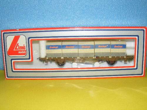 Lima HO Flatbed with Containers (Boxed)